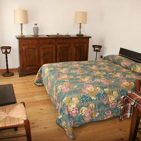 3 Bedrooms House With Furnished Garden And Wifi At Vco
