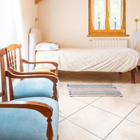 Hotel 3 Bedrooms House With Furnished Garden And Wifi At Vco 3*