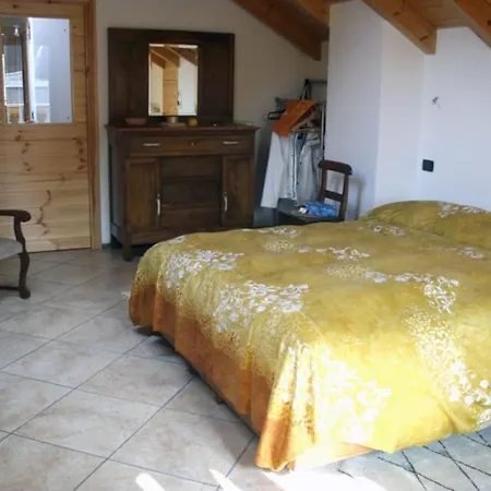 Hotel 3 Bedrooms House With Furnished Garden And Wifi At Vco Montecrestese